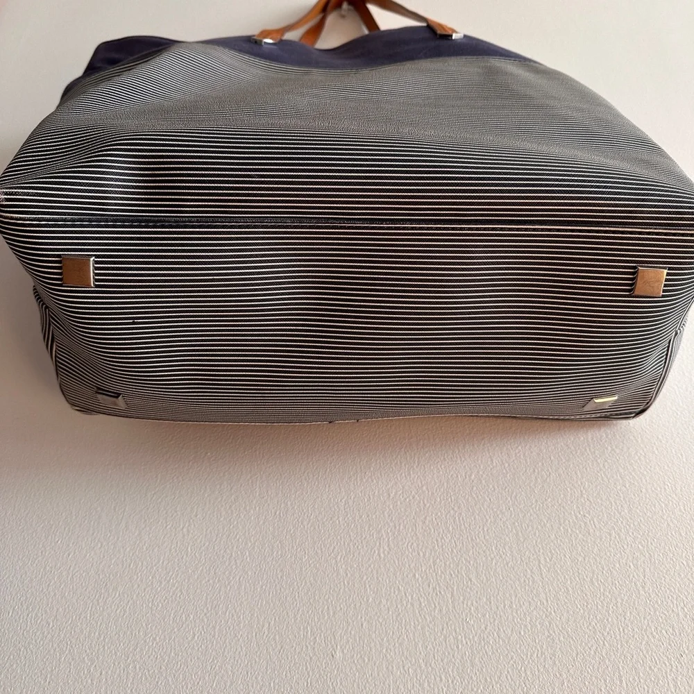 Stella & Dot Navy Tote Bag - Picture 8 of 8